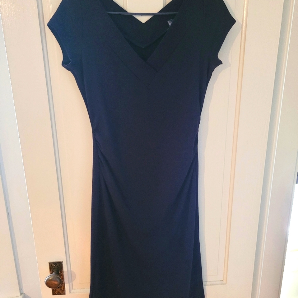 Little Black Dress, v-neck form fitting size 6